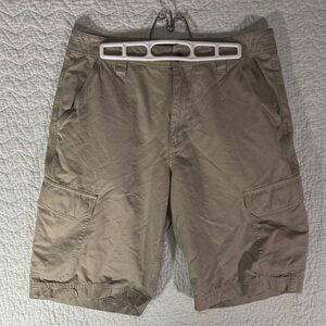 Marmot Men's Beige Cargo Shorts